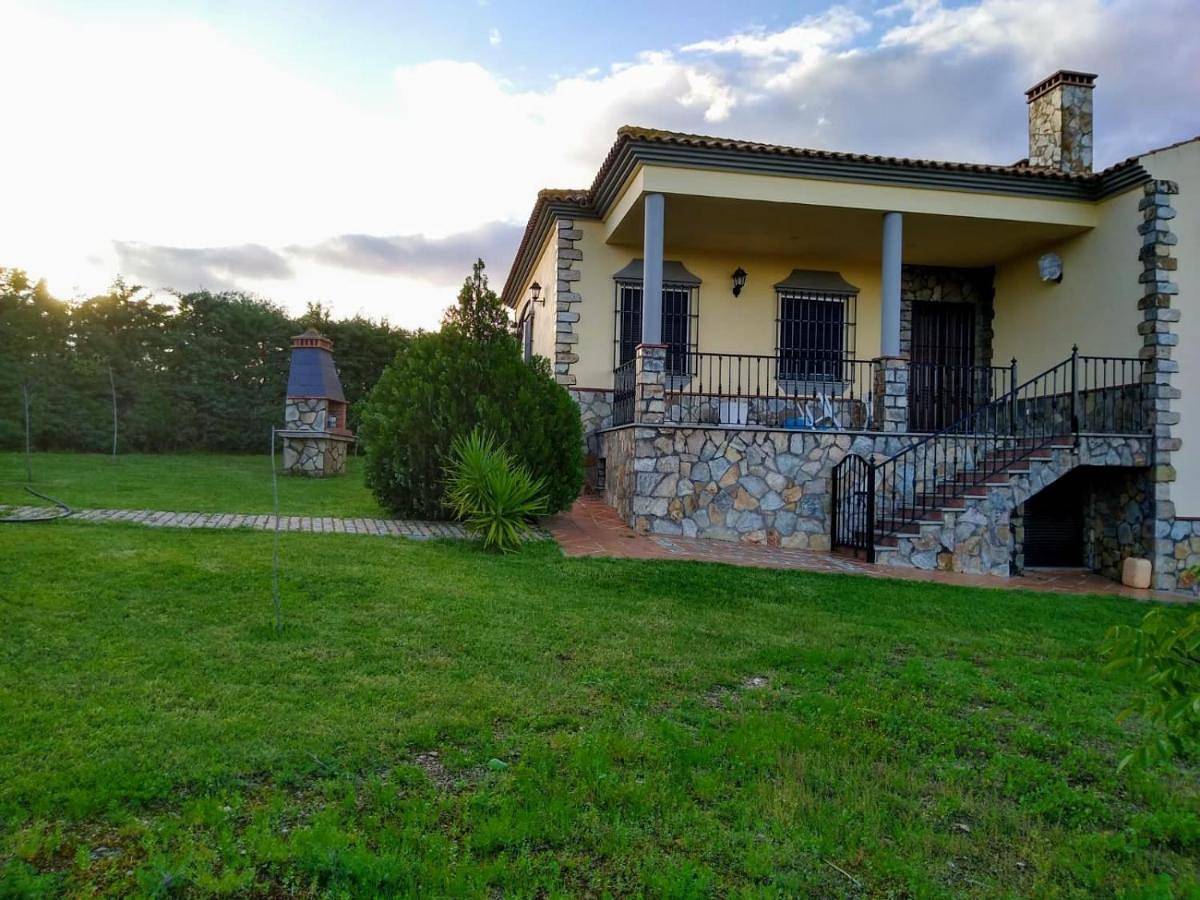 Four-Bedroom Holiday Home in Olivenza, Provincia de Badajoz