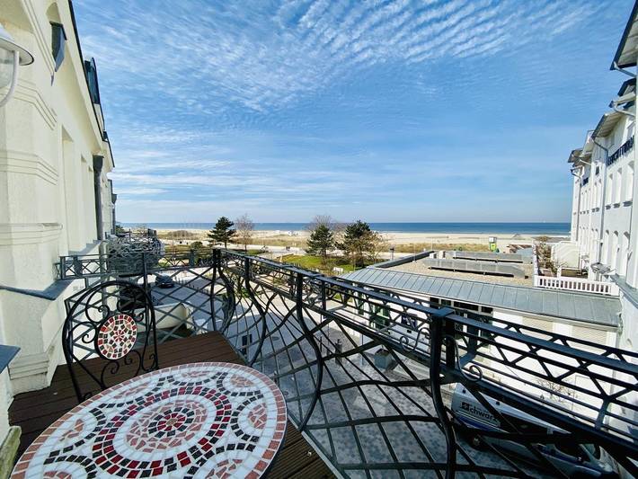 Ferienwohnung für 2 Personen, mit Balkon/Terrasse und Meerblick sowie Balkon in Rostock und Umgebung