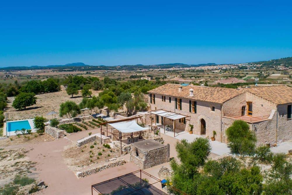 Gorgeous home in Vilafranca de Bonany in Vilafranca de Bonany, Majorca Center