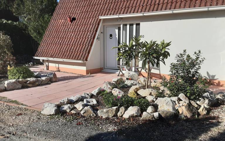 Gîte pour 6 personnes, avec piscine