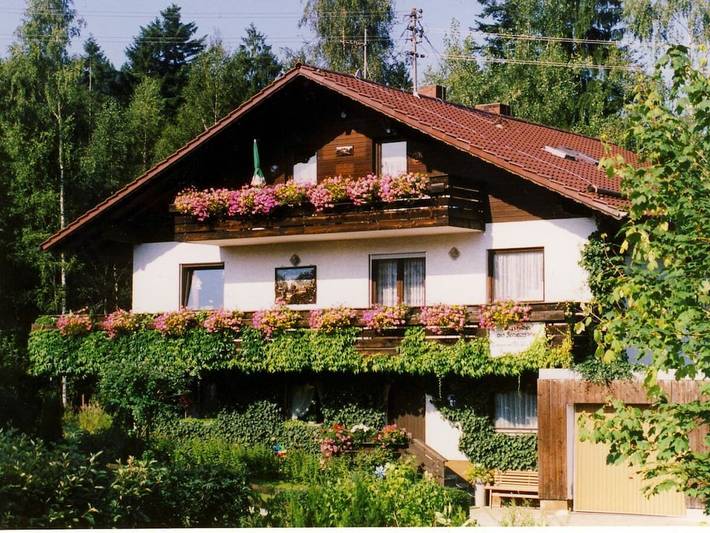 Ferienhaus für 5 Personen, mit Garten und Balkon - 1