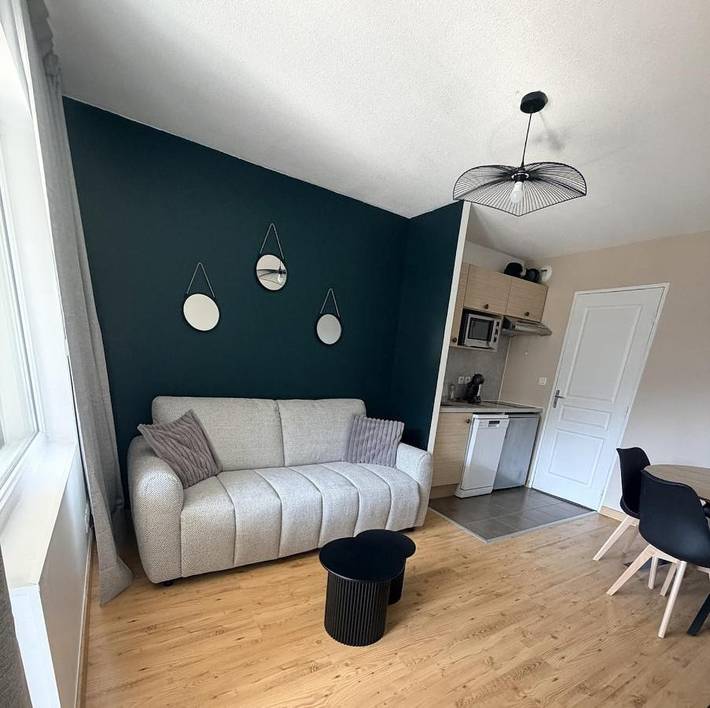 Gîte pour 2 personnes, avec Balcon dans Cinéma L'Aiguille
