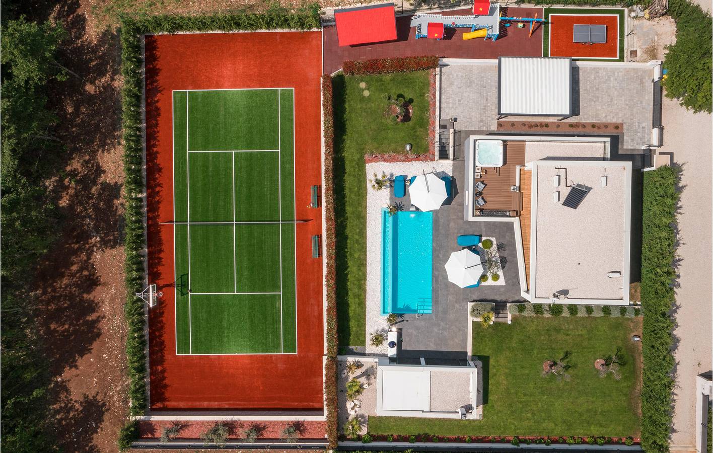 Geräumige 2-Zimmer-Wohnung mit Pool, Terrasse und hervorragender Ausstattung in Žminj, Zentralistrien