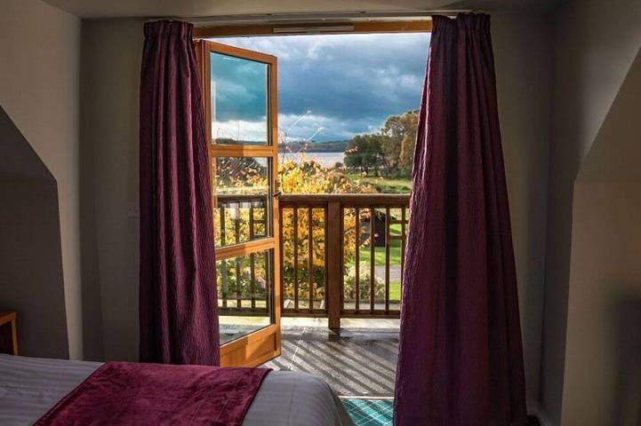 Mellerstain Lodge (Nr. 2) Haustiere erlaubt - Schlafmöglichkeiten für 6 Gäste in 2 Schlafzimmern in Loch Lomond, Stirling und Umgebung