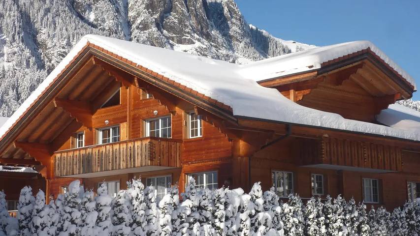 Gîte pour 6 personnes, avec balcon à Kandersteg - 2