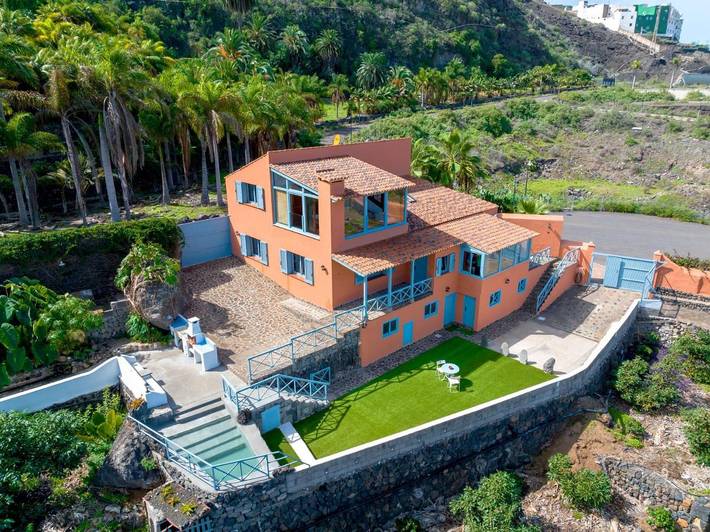 Ferienhaus für 6 Personen, mit Ausblick und Pool sowie Garten auf den Kanaren