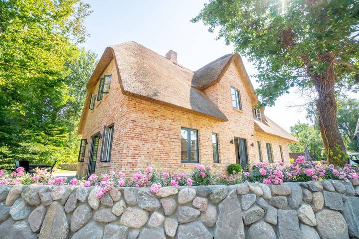 Ferienhaus für 5 Personen, mit Garten und Sauna in Alkersum - 2