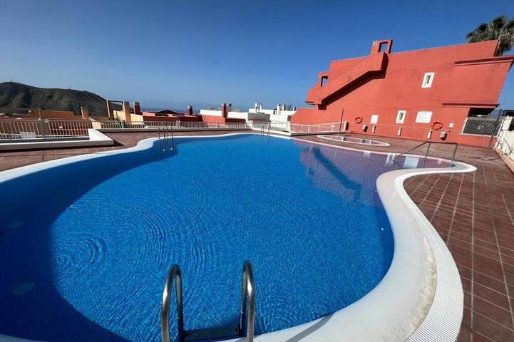 Appartement de vacances pour 4 personnes, avec balcon et piscine - 1