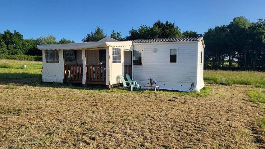 Gîte pour 4 personnes, avec jardin ainsi que vue et terrasse à Chambellay - 3