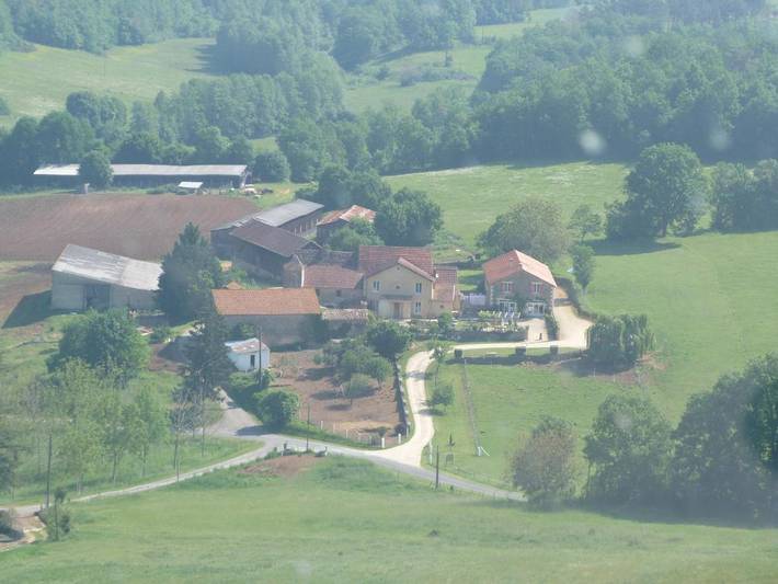 Chambre d’hôte pour 2 personnes, avec vue et jardin