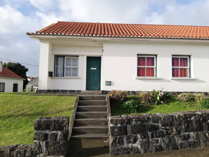 Location de vacances pour 5 personnes, avec Terrasse et Jardin à Lajes das Flores