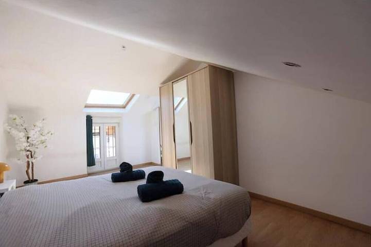 Ganze Wohnung, Charming rooftop cocoon in Vizille in Vizille, Isère