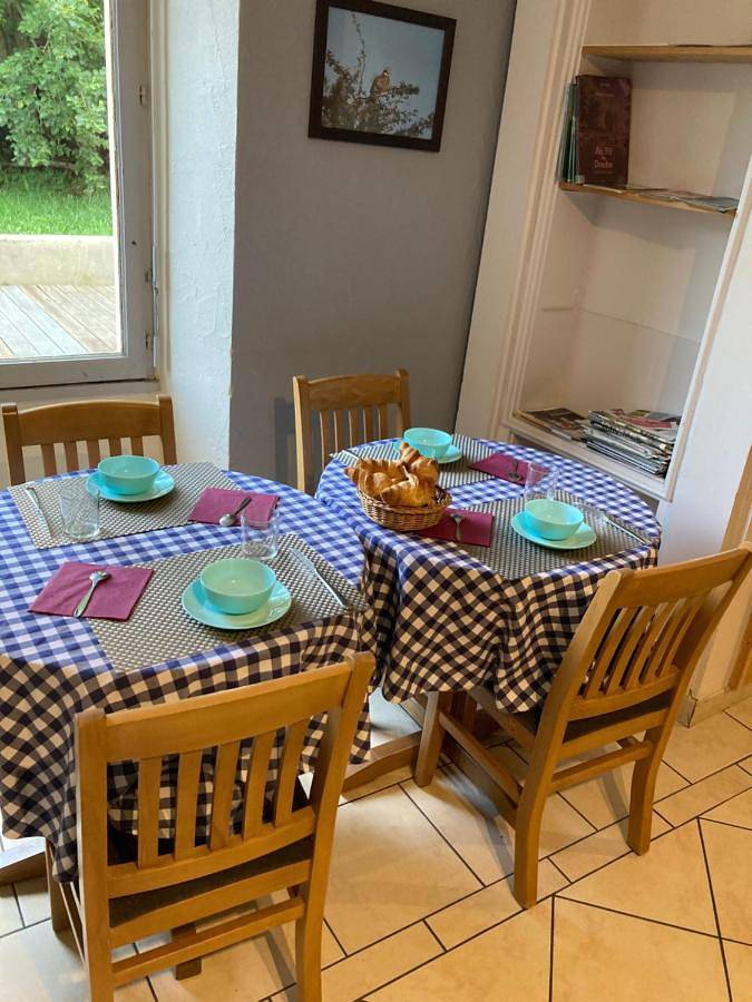 Gîte pour 5 personnes, avec jardin à Chaux-Neuve - 3