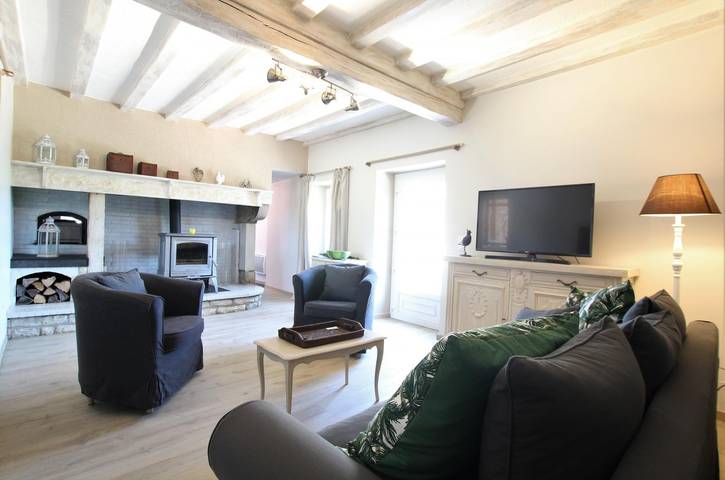 Gîte pour 4 personnes, avec Terrasse et Jardin à Lasseube