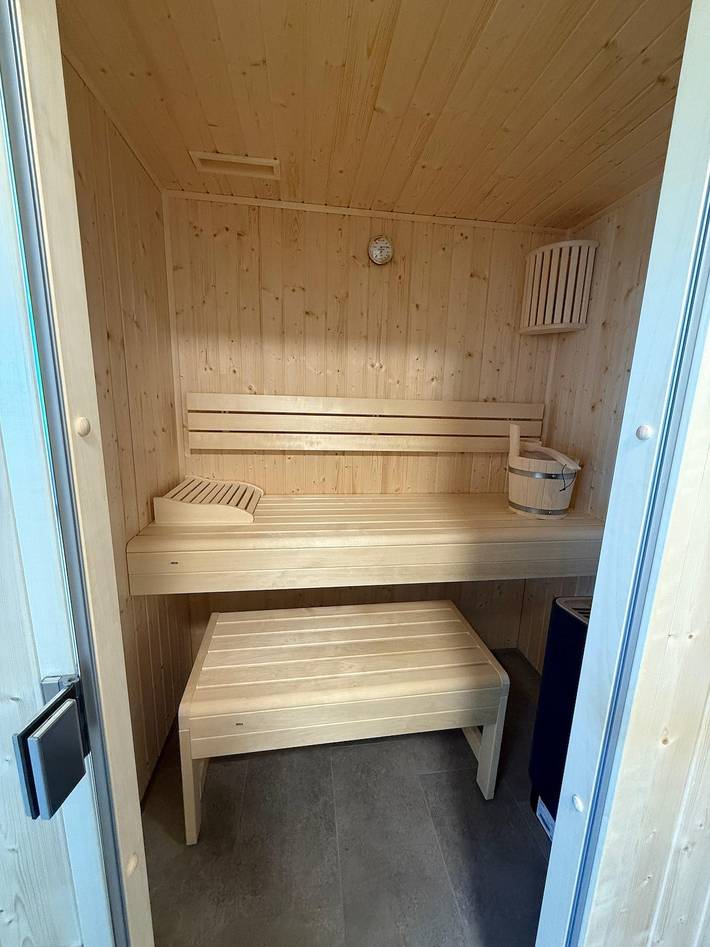 Ferienwohnung für 5 Personen, mit Sauna und Ausblick sowie Terrasse in Tossens - 2