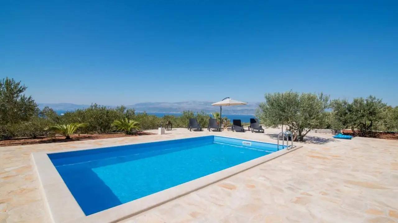 Villa für 6 Personen (80 m²) in Supetar in Supetar, Brac