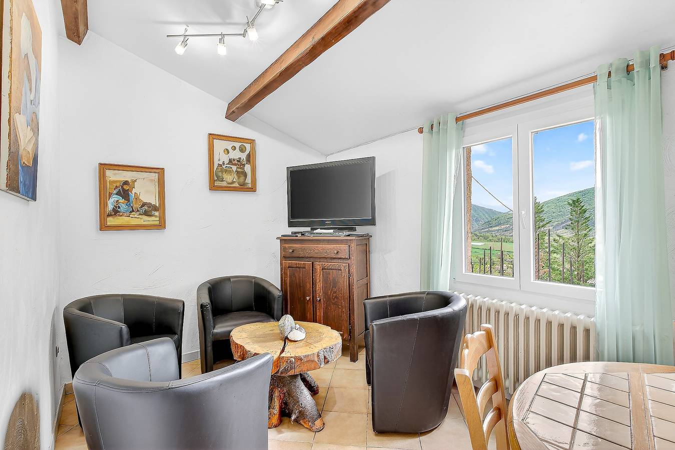 Ferienhaus „Le Galabre“ mit Bergblick, Wlan und Klimaanlage in La Robine-sur-Galabre, Alpes-de-Haute-Provence