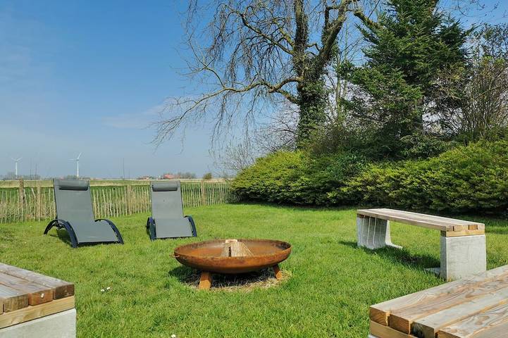 Ferienhaus für 6 Personen, mit Terrasse und Garten