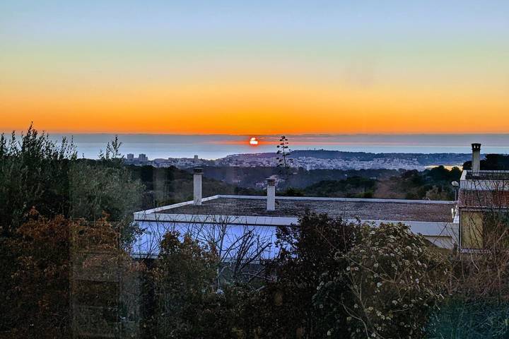 Ferienhaus für 8 Personen, mit Garten und Pool, kinderfreundlich