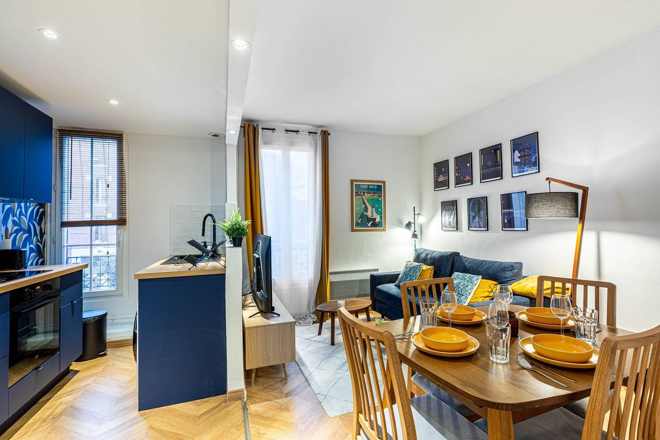 Apartamento entero, Guestready - Colourful flat for 4, 30m from Paris in Rosny-sous-Bois, Sena-Saint Denis