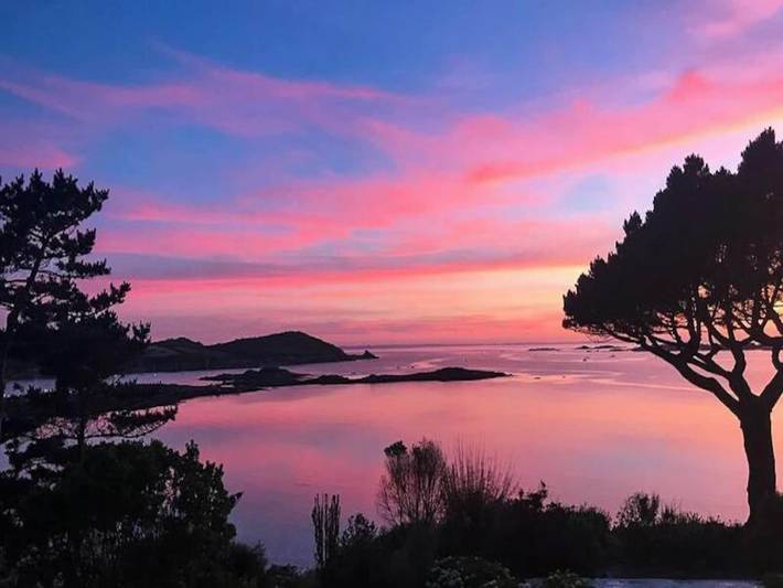 Location de vacances pour 8 personnes, avec jardin, adapté aux familles dans Plage Pors Termen Trebeurden - 2