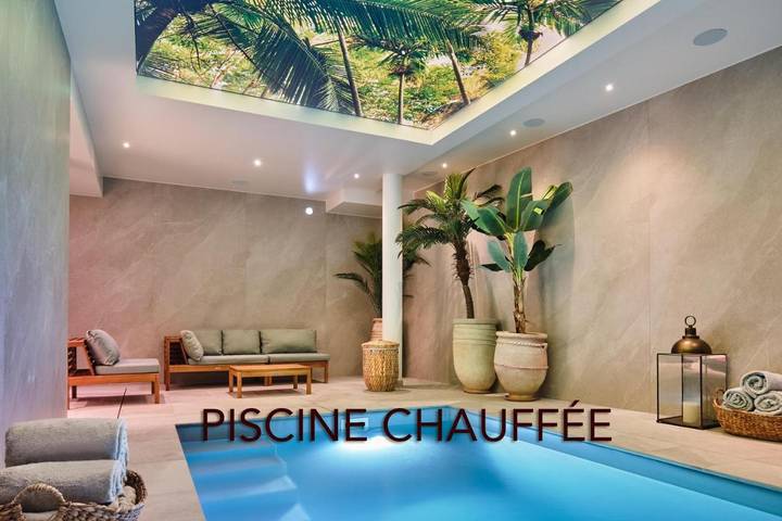 Hôtel pour 2 personnes, avec Terrasse et Piscine à Saint-Quentin