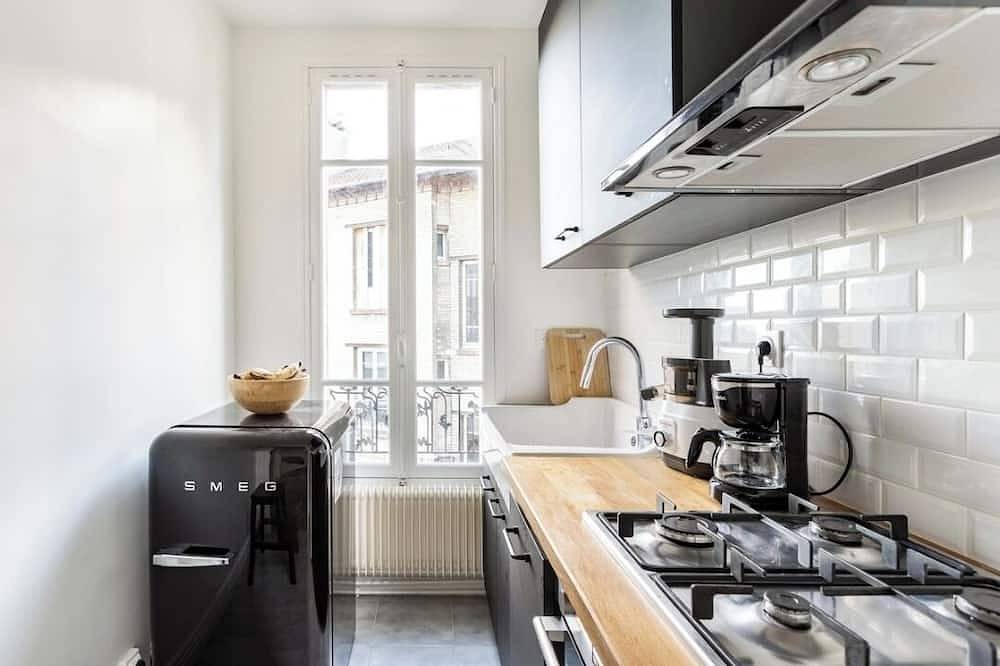 Entire apartment, Fully-equipped 2-room apartment, refurbished, industrial style in Fontenay-aux-Roses, Hauts-de-Seine