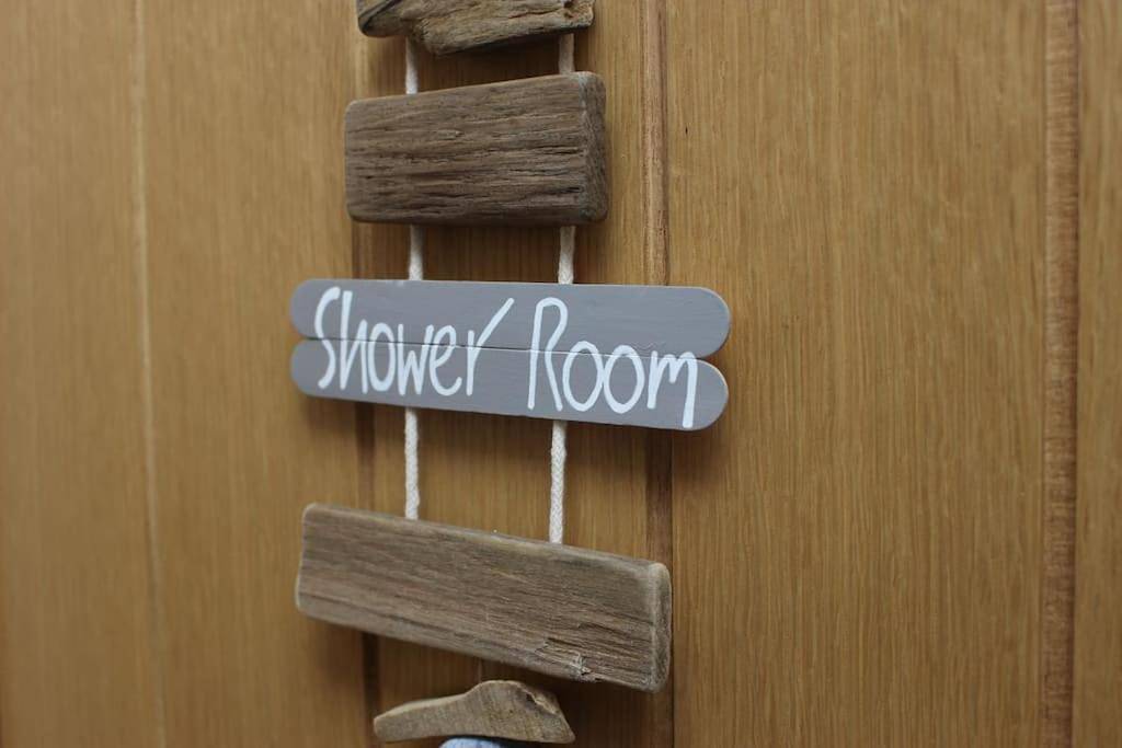 Entire apartment, Two-Bedroom Apartment in Merseyside