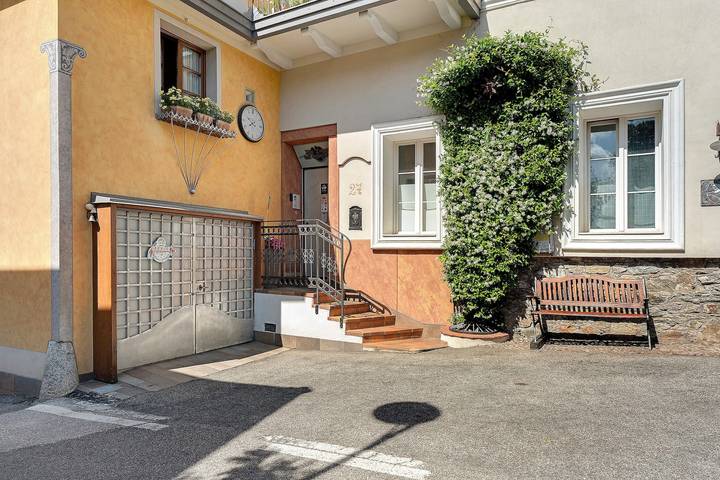 Entire apartment, Apartment 'You An Me' with Mountain View, Balcony and Wi-Fi in Levico Terme, Lago di Caldonazzo
