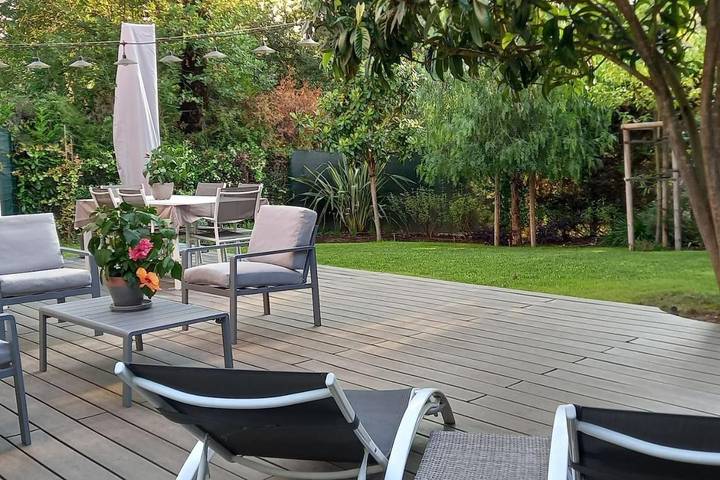 Location de vacances pour 6 personnes, avec piscine et jardin à Valbonne - 4