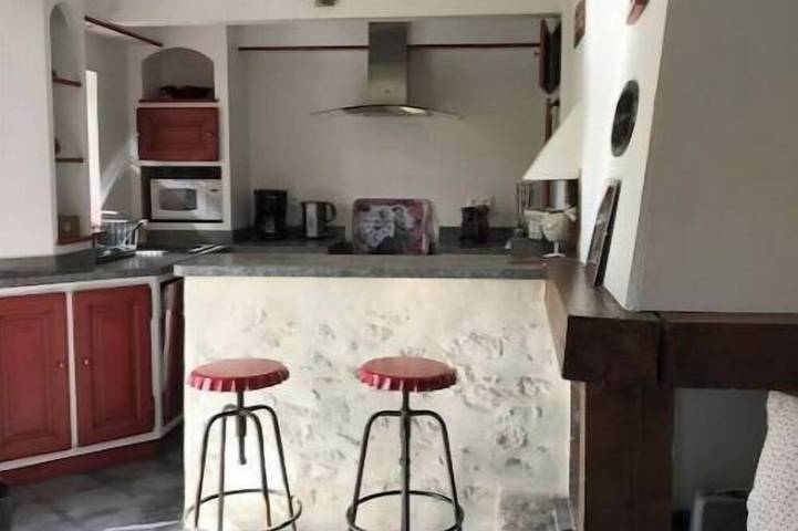 Gîte pour 6 personnes, avec jardin et jacuzzi à Reilhanette - 3