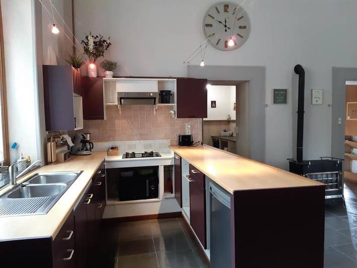 Gîte pour 8 personnes, avec jardin à Yvoir - 4