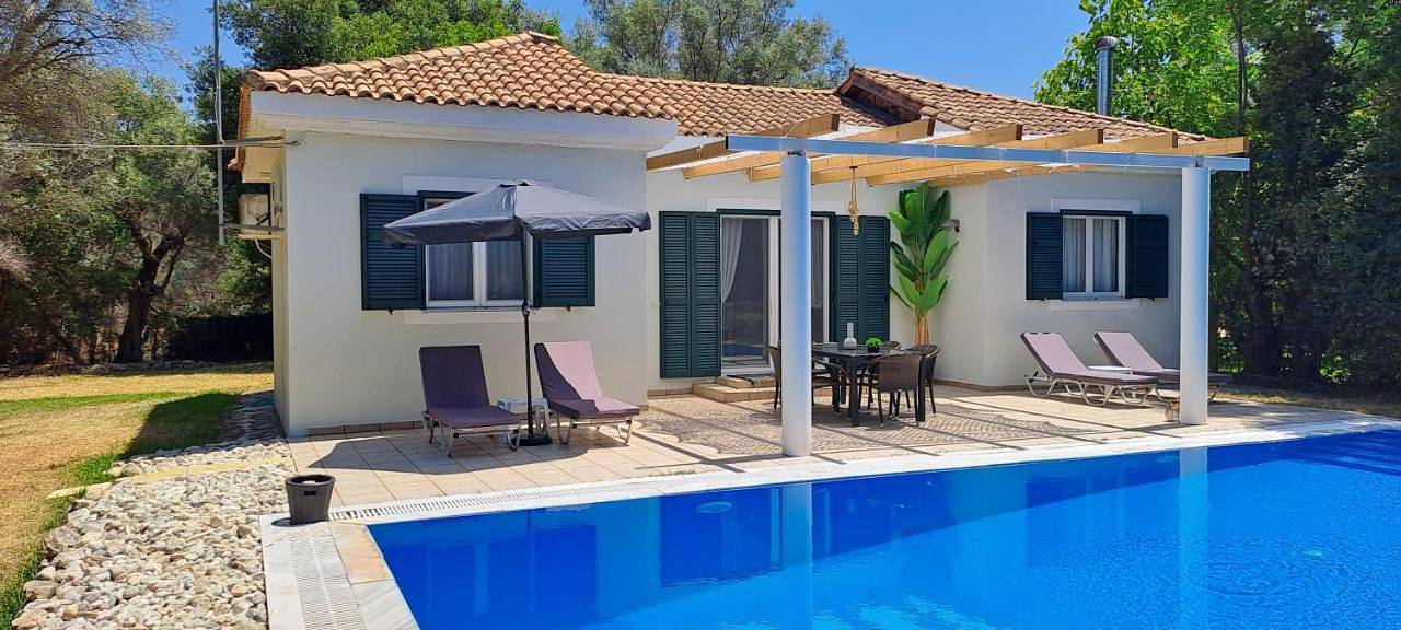 Villa Erietta & Villa Ariana near Lefkas center in Απόλπαινα, Πόλη της Λευκάδας