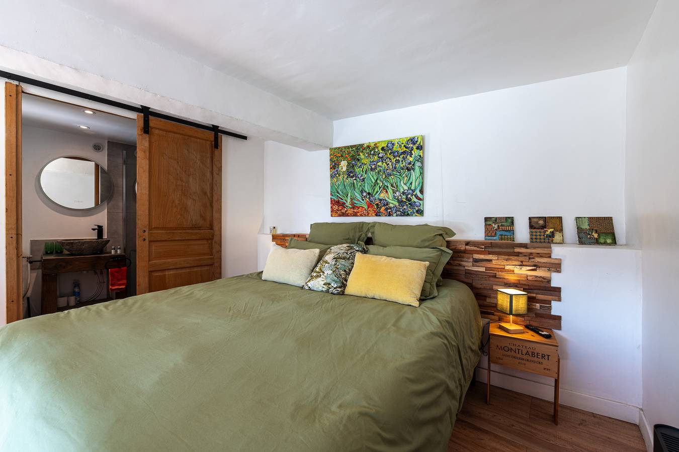 Chambre 'La Meule' avec vue sur les montagnes, piscine partagée et Wi-Fi in Aigueblanche, Massif du Mont-Blanc