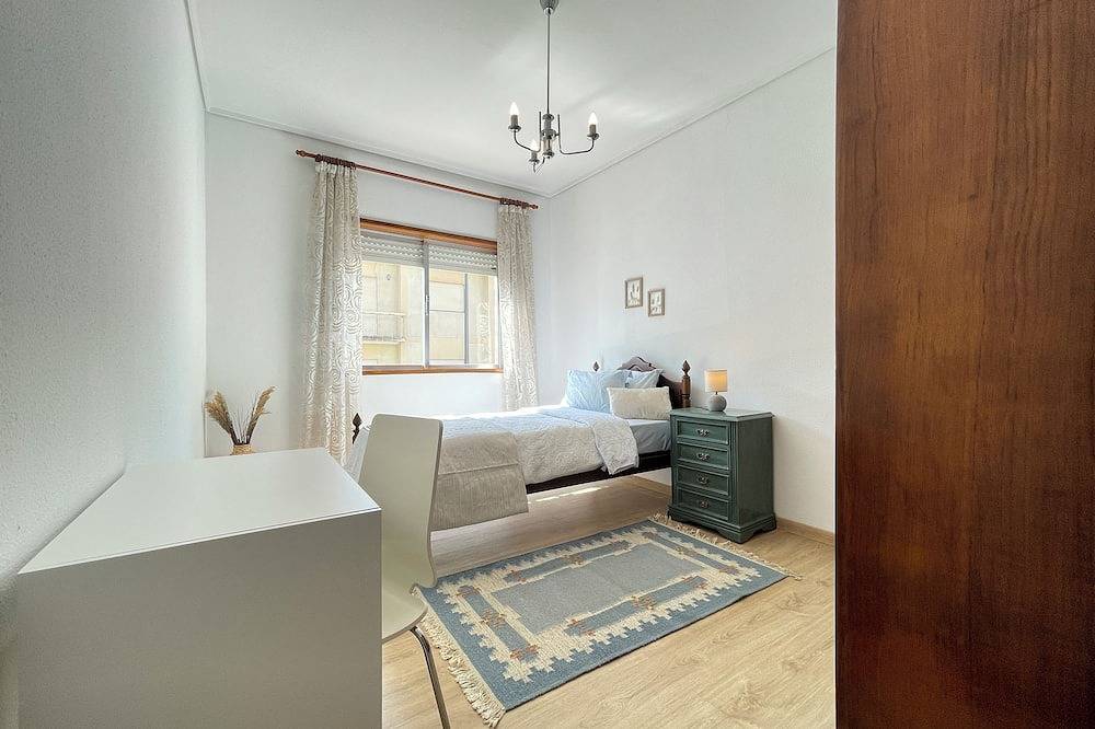 Apartamento entero, Welcome to Casa Minda - lovely for digital nomads, workers and travellers in Ermesinde, Distrito de Porto
