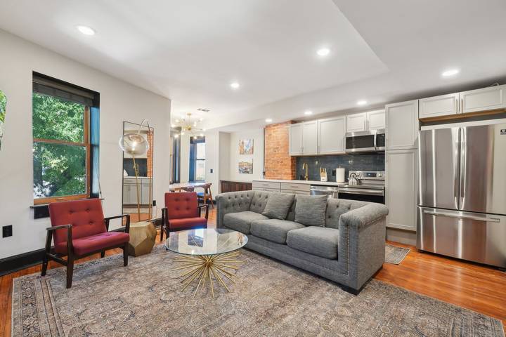 Apartamento entero, Spacious  Historic Retreat - Logan Circle Rowhouse in Washington D.C., District of Columbia