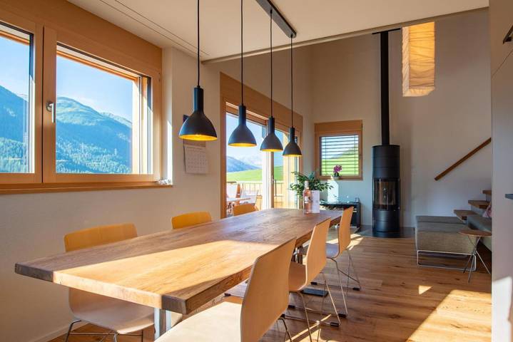 Ferienwohnung für 6 Personen, mit Balkon und Ausblick in Reckingen-Gluringen - 2