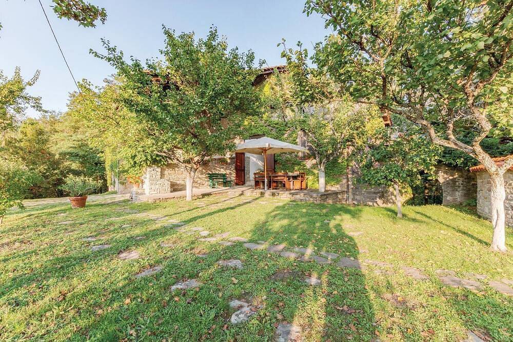 Superbe maison à Borgo Val di Taro, Porto Rico, avec Wi-Fi in Borgo Val di Taro, Apennin Parmensan