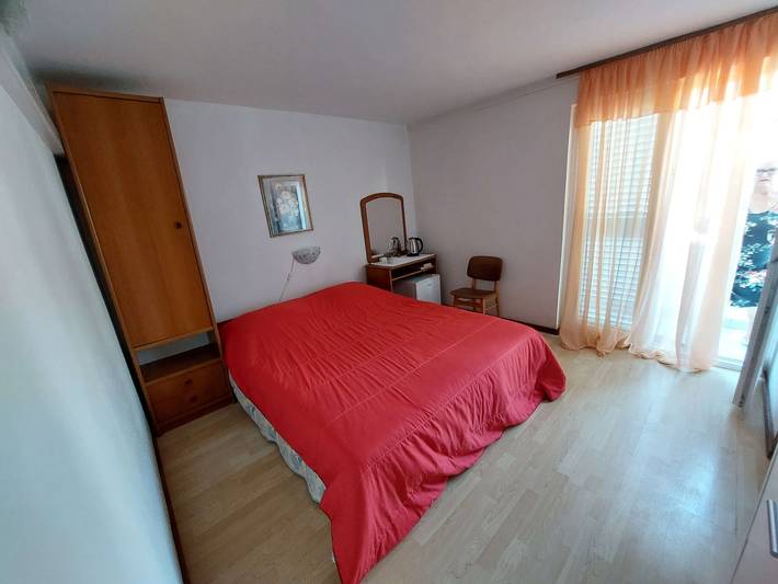 Ferienwohnung für 2 Personen, mit Balkon/Terrasse in Banjol