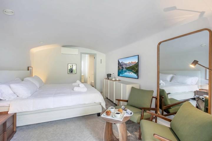 Ganze Wohnung, Domaine De Cocagne 2 bedrooms apt + studio in Cagnes-sur-Mer, Mittelmeerküste (Frankreich)