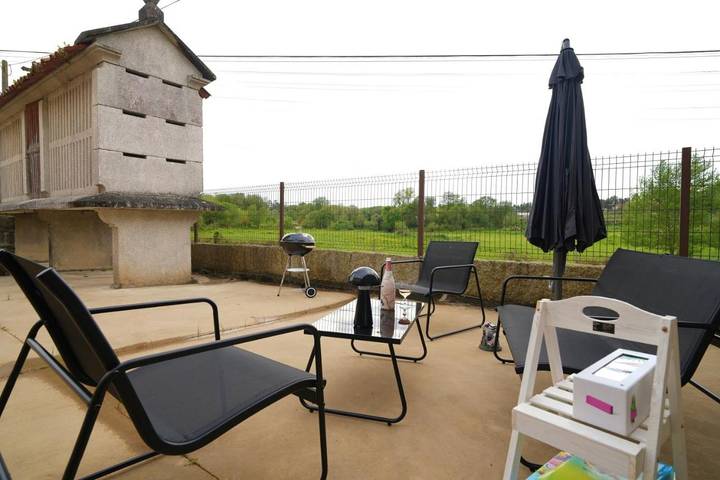 Apartamento para 7 personas, con terraza en Ribadumia