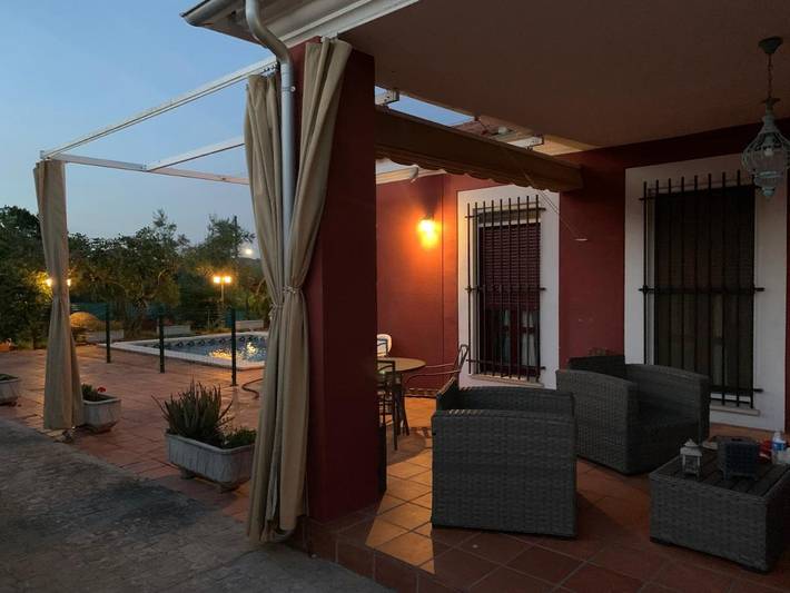 Casa rural para 6 personas, con vistas además de jardín y piscina en Comarca de Trujillo - 2