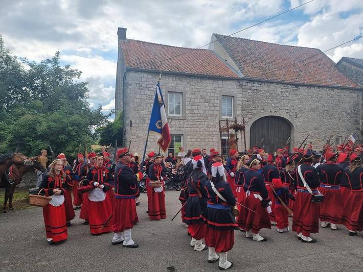 Location de vacances pour 6 personnes, avec vue et balcon à Mettet