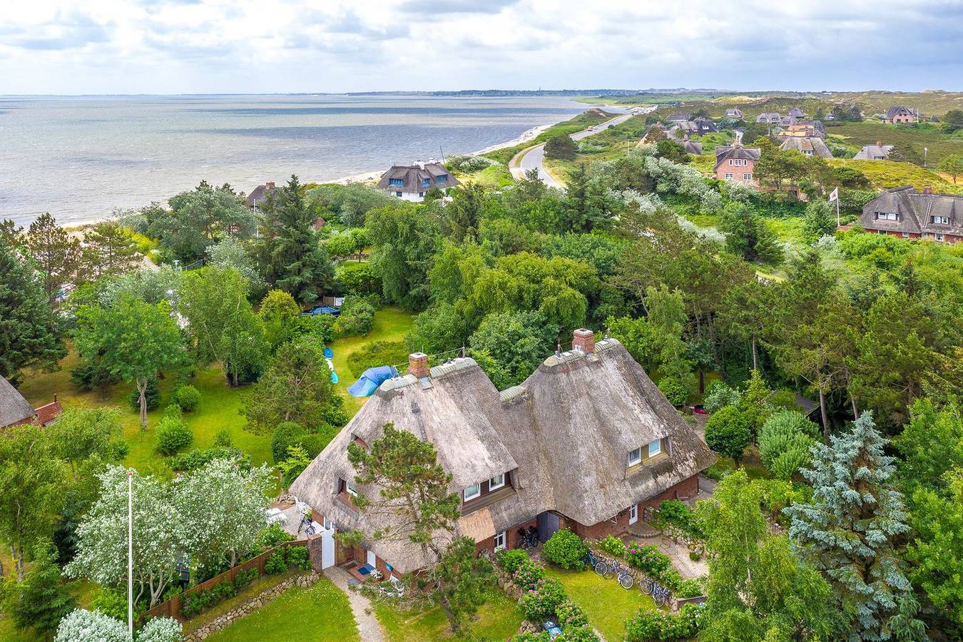 Logieren im privilegierten Süderheidetal. Sogar mit kleinem Meerblick. in List (Sylt), Sylt