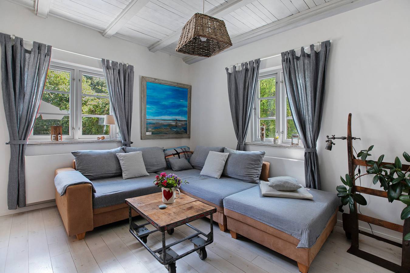 Ferienhaus 'Jack Cogans Nordsee-Detektei' mit privater Terrasse, privatem Garten und Wi-Fi in Hellschen-Heringsand-Unterschaar, Dithmarschen