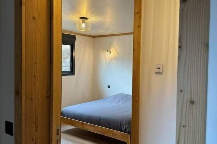 Gîte pour 9 personnes, avec jardin à Dorres - 2