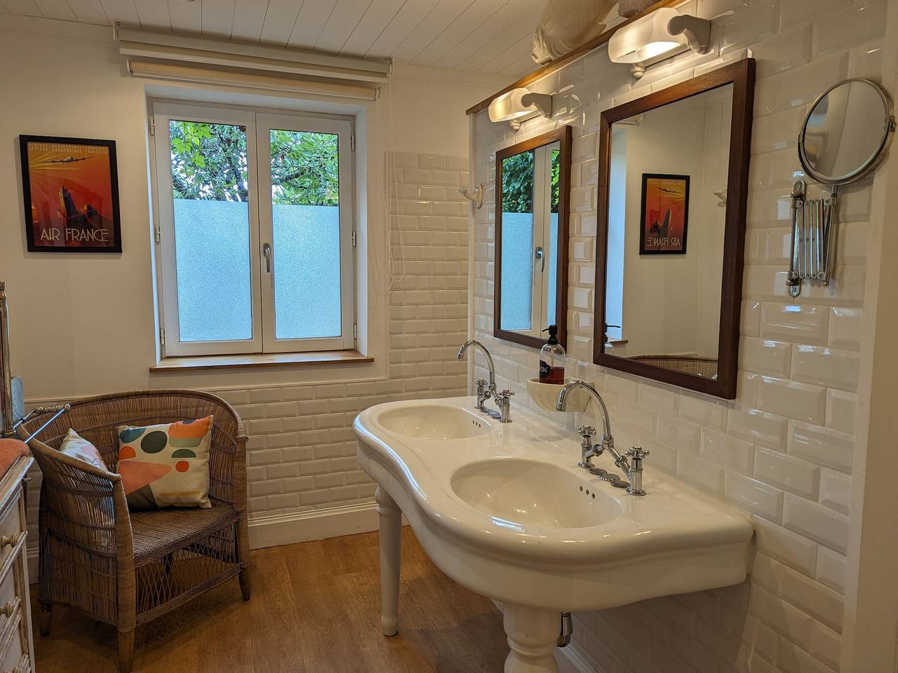 Chambre spacieuse, entrée privée, animaux admis, Wifi in Région de Montargis