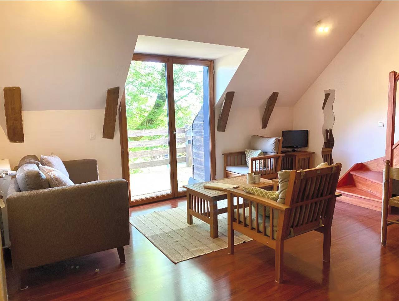 Appartement entier, Clos Saint Sauves - Primevère in Saint-Sauves-d'Auvergne, Parc naturel régional des Volcans d'Auvergne