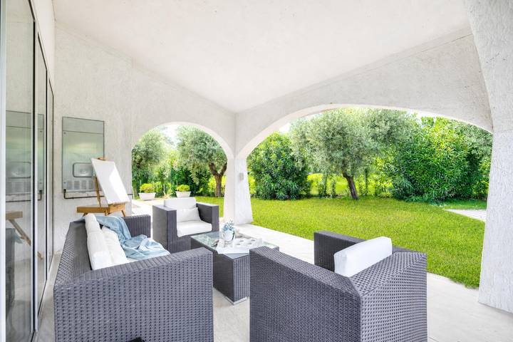 Villa Ulivi private Pool & Lake View in San Felice del Benaco, Montagnes autour du lac de Garde