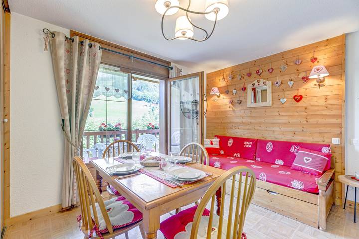 Gîte pour 4 personnes, avec balcon et piscine à Flumet - 2